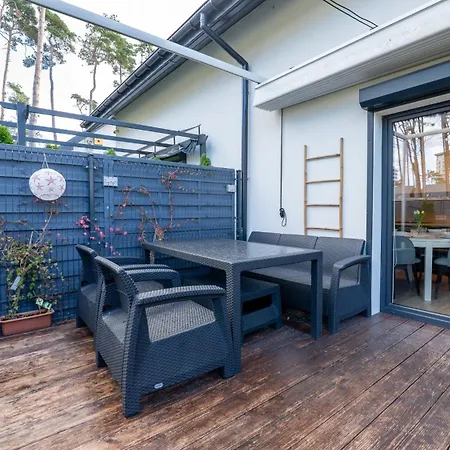 Horizon Park, Sun & Snow