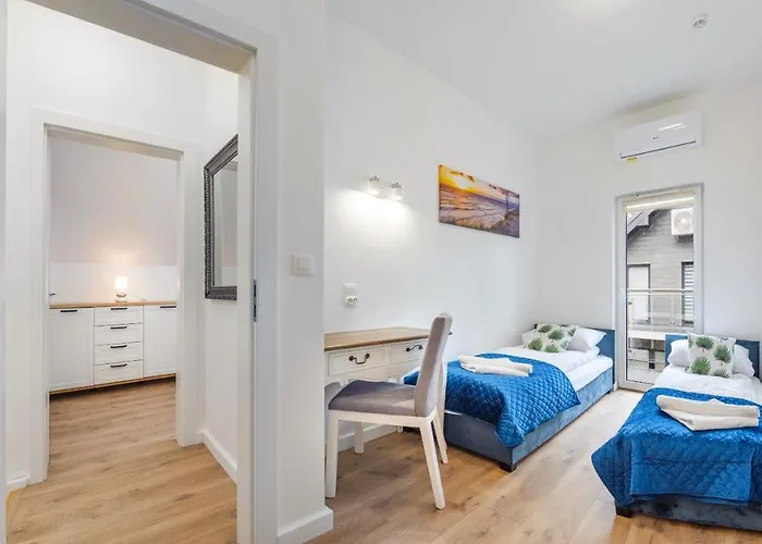 Horizon Park, Sun & Snow